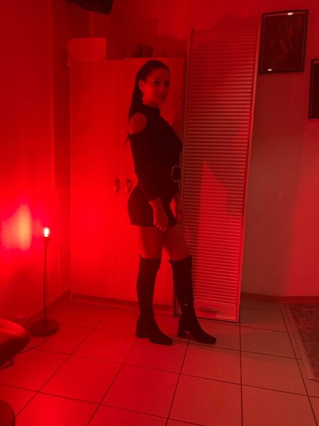 Andreea Maria onlyfans leak