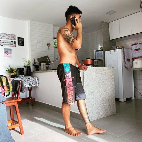 Viktor Namara onlyfans nude pictures