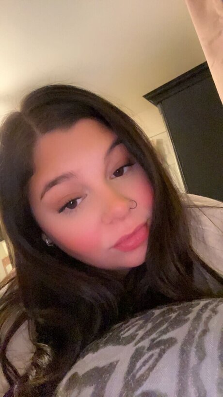 Lily Watson onlyfans fotos