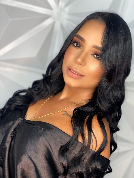 Valen Arroyave only fans pictures