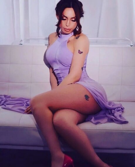 Helenadelacourx onlyfans free porn