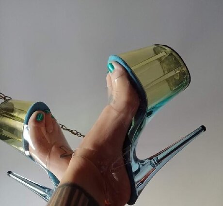 Feet4u44 only fans leaks porn