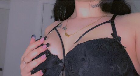 Hellawavyhaley onlyfans nsfw