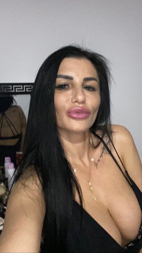 Your Desiree onlyfans leak ass