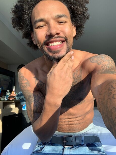 Dylan Ward onlyfans porn nude