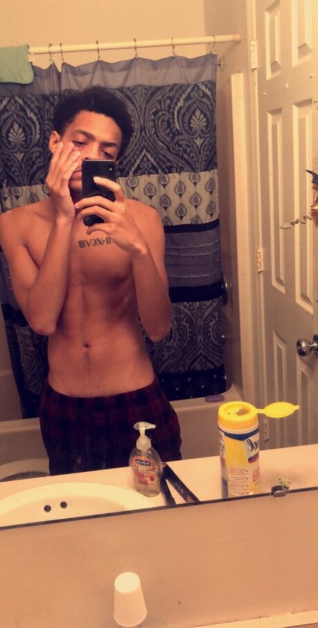 Rozaee onlyfans nude leak