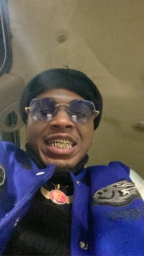 SharkThatAss onlyfans leaked sex