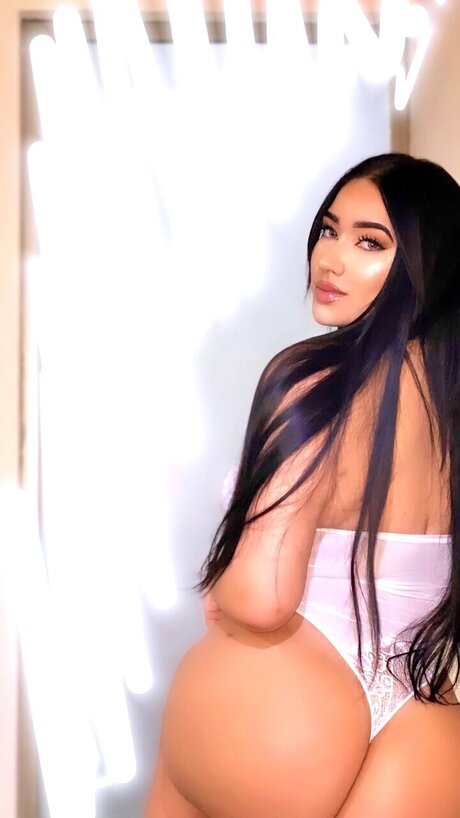 Sina Marin onlyfans leak free