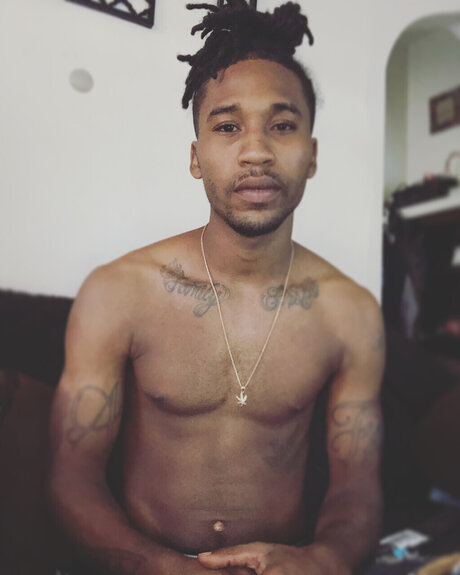 GethiighOffme_ onlyfans naked