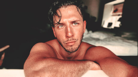 ItsPaul leaks onlyfans