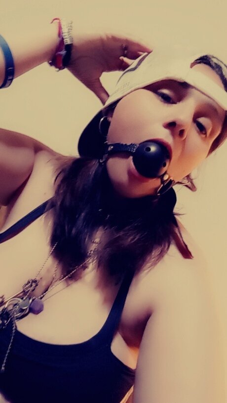 Happykitty1996 onlyfans model photos