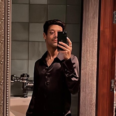 andrew adams topless onlyfans