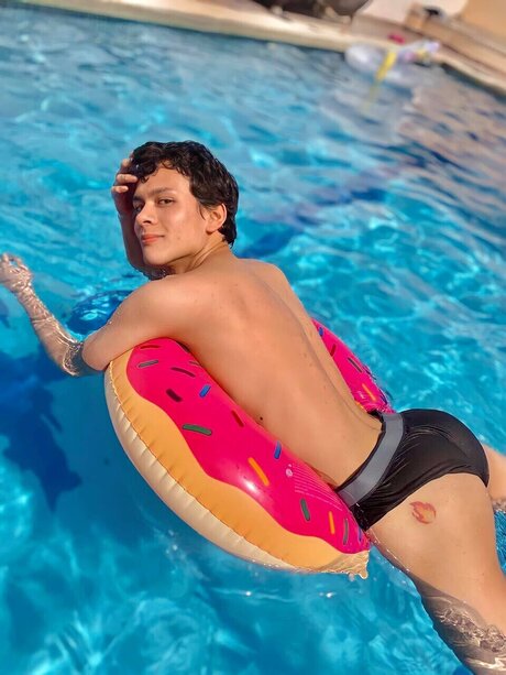 Juan Martinez onlyfans content type