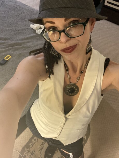 Kiera Uxmal boobs onlyfans