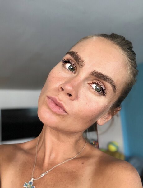 LindaZ nudes onlyfans