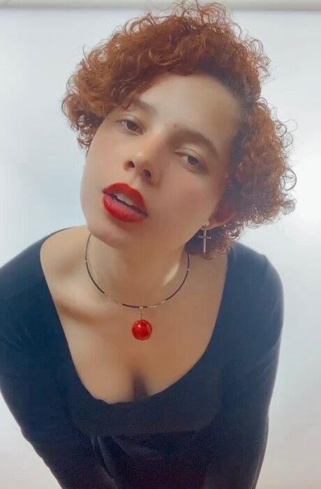 MadeMor onlyfans naked leaks