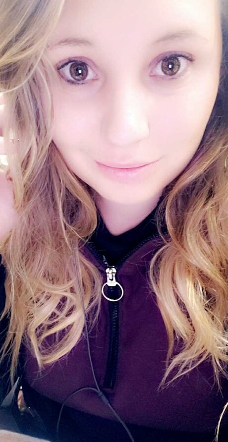 Hollz onlyfans leaked.