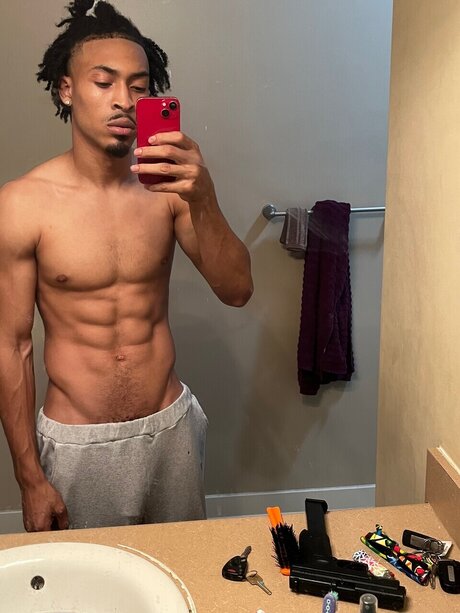 Braszuan onlyfans striptease