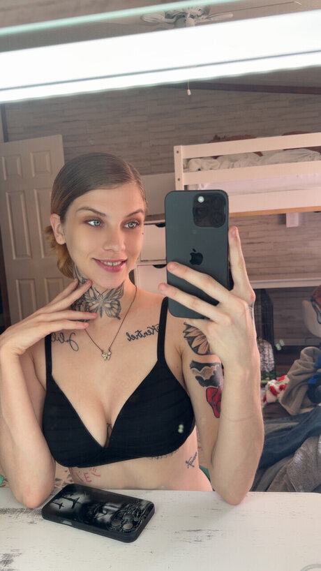 Lyssaa_ onlyfans naked