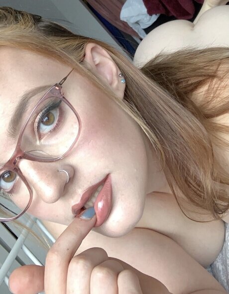 Penelope Fern onlyfans sex