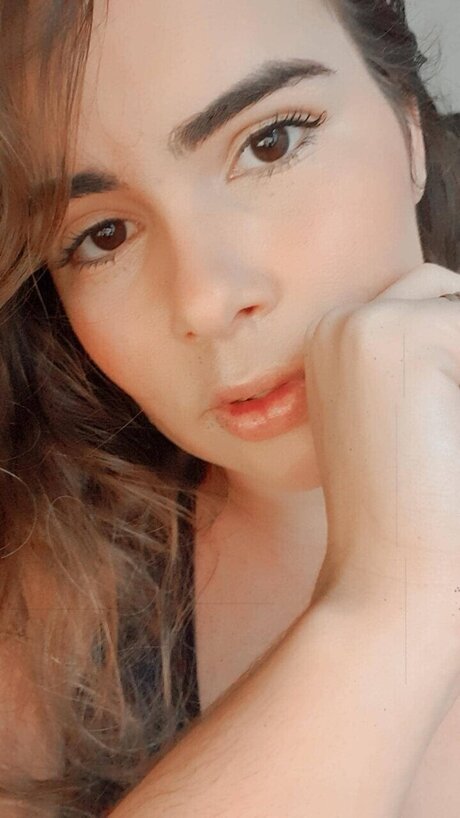 Mikaelly Soares onlyfans pics