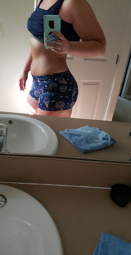 Peachyblondewifey nude leak onlyfans