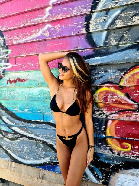 Amelia Giullianna onlyfans