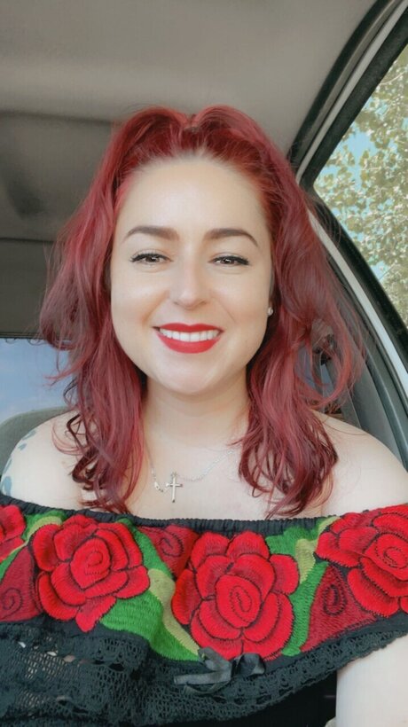 LoveyLiz sex tape onlyfans