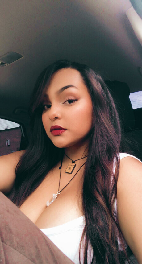 bee777 onlyfans naked