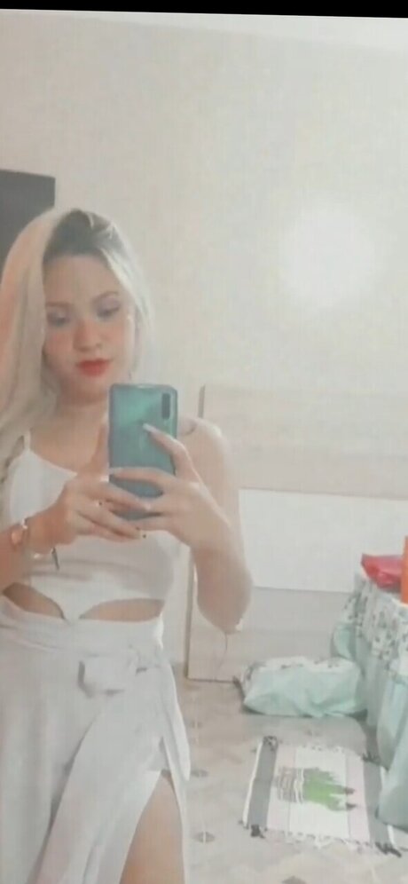 Estefaany Lara onlyfans nudes leaked