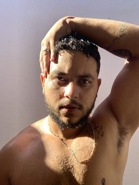 DOMINY MARTINS nude onlyfans