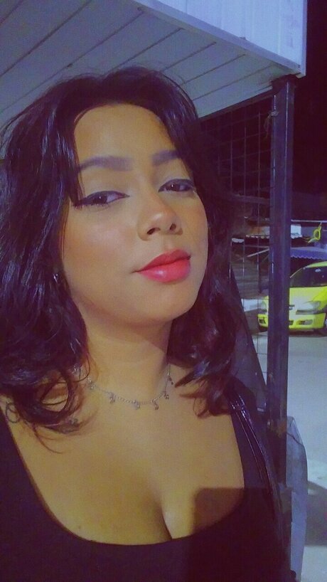 honey77 onlyfans sex tape