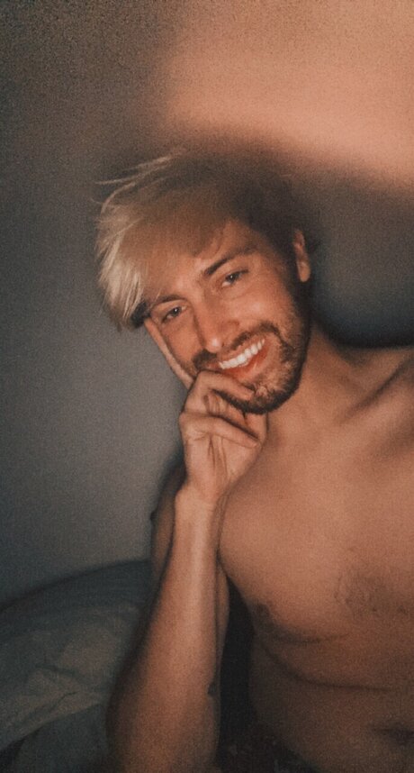 Alex Extra onlyfans leak ass