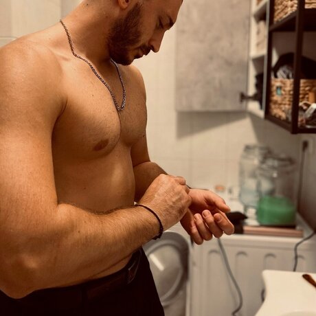 Nicholas Chergis onlyfans nudes