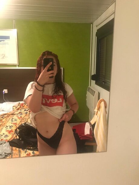 Sassenak naked onlyfans leak