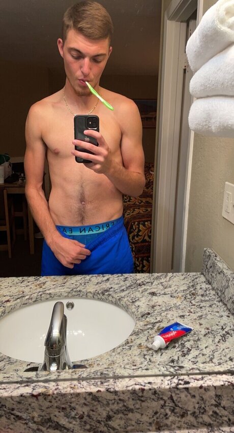 Cruck2003 naked only fans