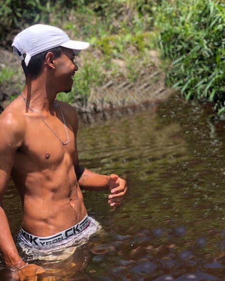 Alisson_ onlyfans boobs