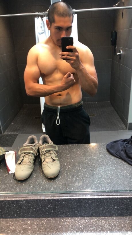 smokey sailor nude onlyfans pics