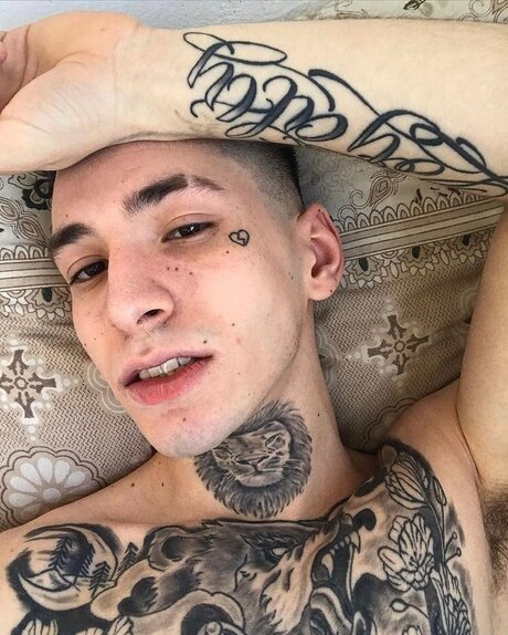 Papi Bino onlyfans leak sex