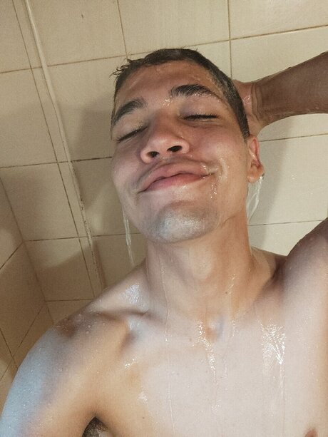 Swepe Aquino onlyfans posts