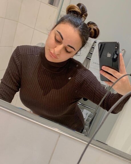 Maria Cristina Santoni onlyfans leaks