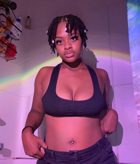 Oceania Jade onlyfans content