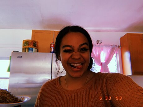 Emmarose Sheffet porn onlyfans leak