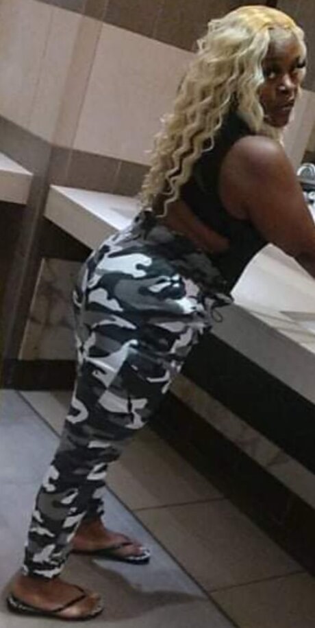 Olivia Armstrong onlyfans post