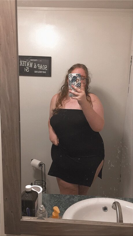 Charlotte_ onlyfans nude photos