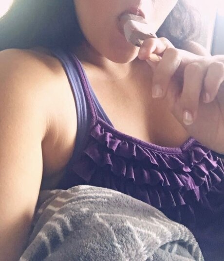 cherrydarling 22 onlyfans leaked photos