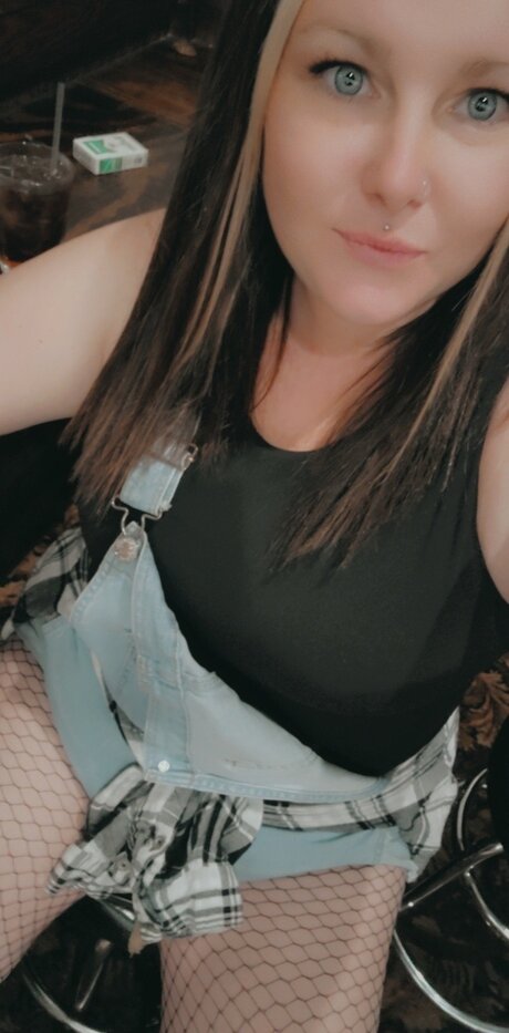 Lovely Belle onlyfans nude