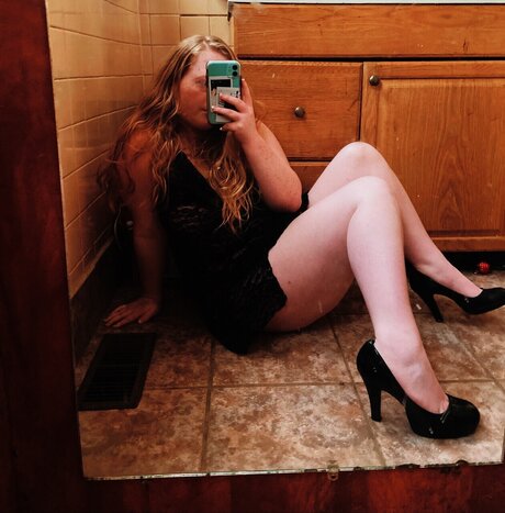 That One White Girl onlyfans topless