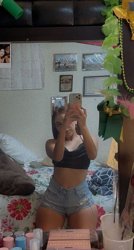 Alejandra ledezma only fans photos