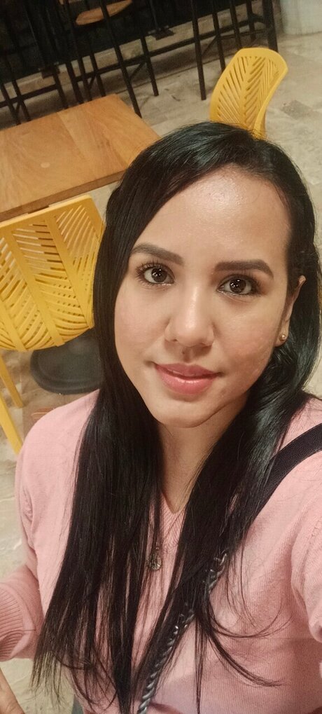 Aleja leaks only fans